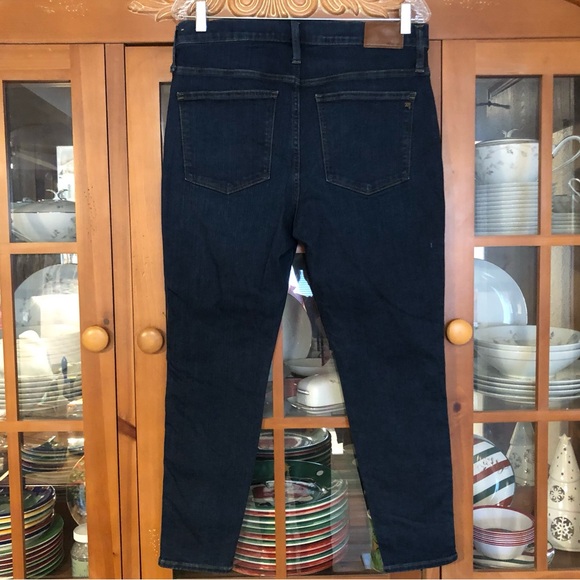 Like New Madewell 10’ Hi Rise Skinny Jeans - Picture 3 of 7